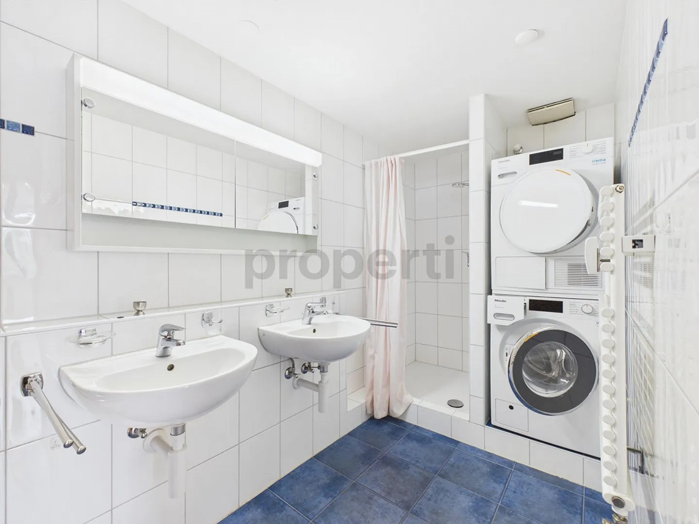 Luminoso appartamento duplex di 4,5 stanze a Sissach - Foto 11 di 12