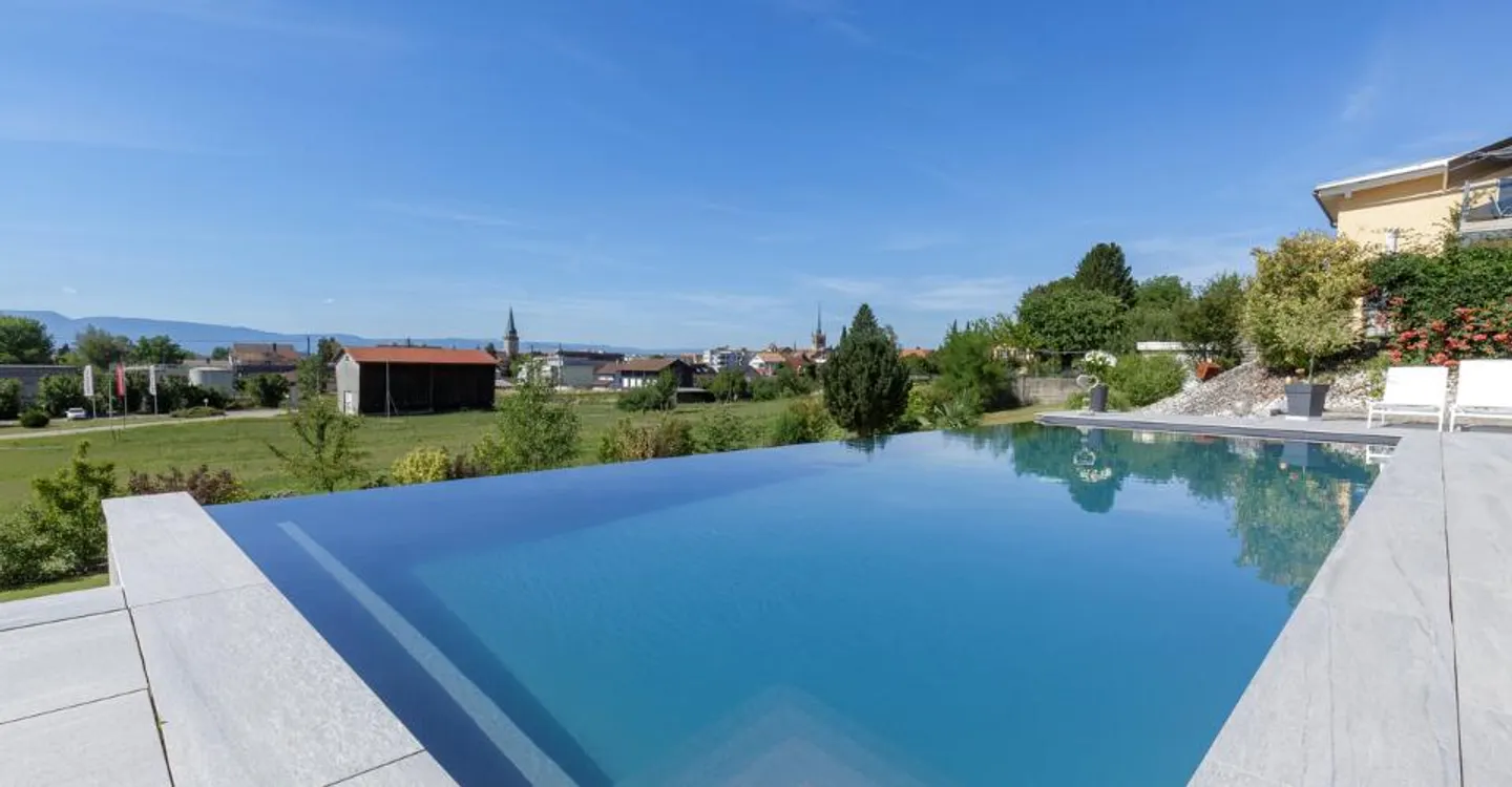 Payerne, à vendre, villa individuelle, moderne de 250 m2 avec piscine - Photo 2 of 12