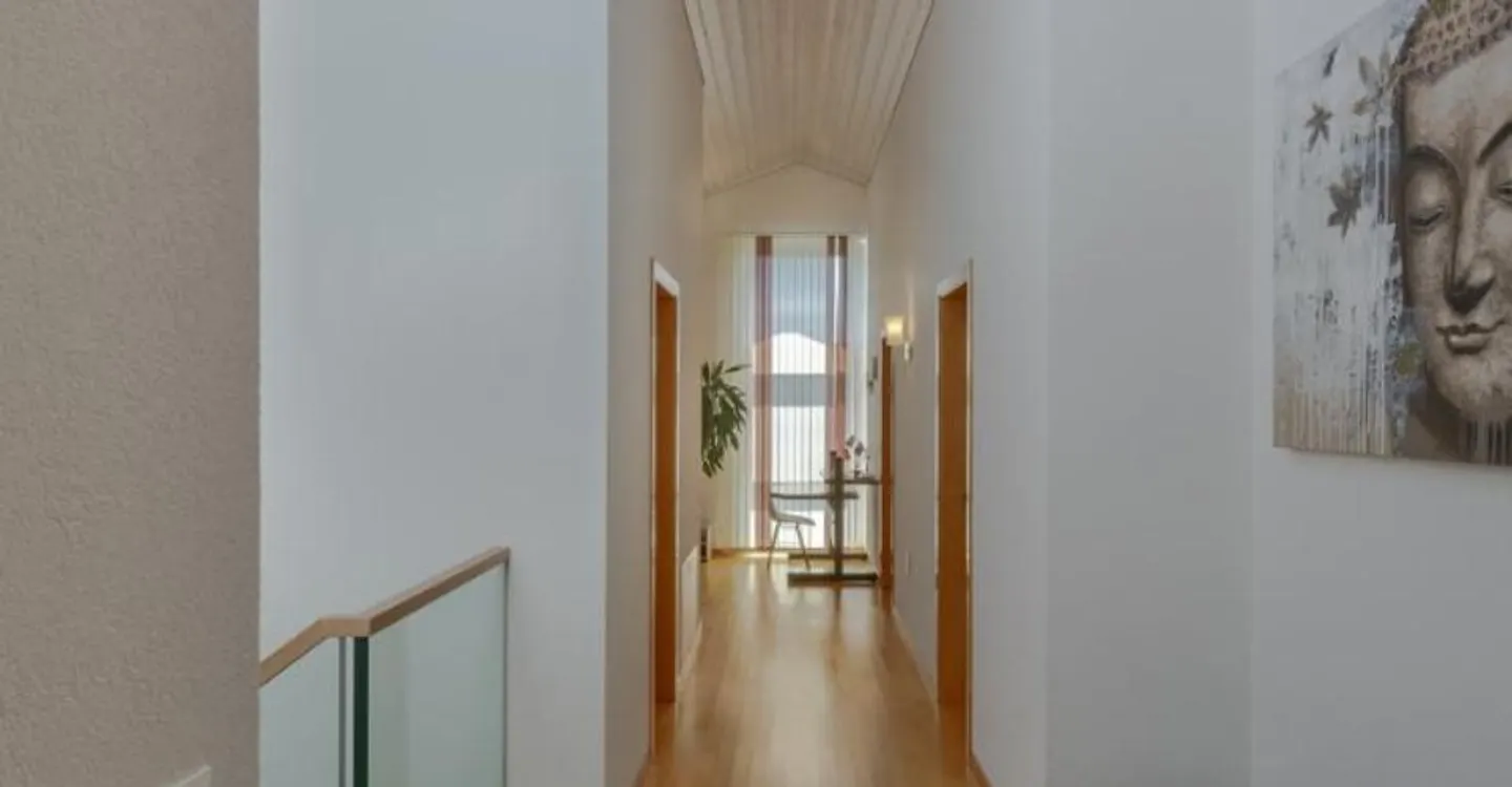 Payerne, à vendre, villa individuelle, moderne de 250 m2 avec piscine - Photo 9 of 12