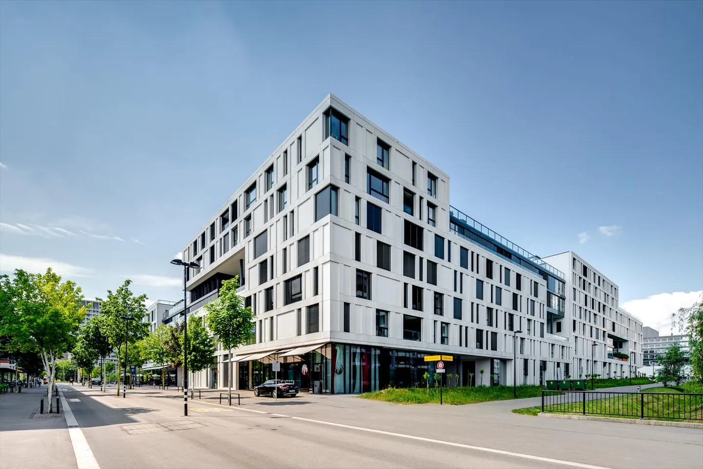 Charming Apartment - Ideal for Singles or Couples - Photo 1 of 5