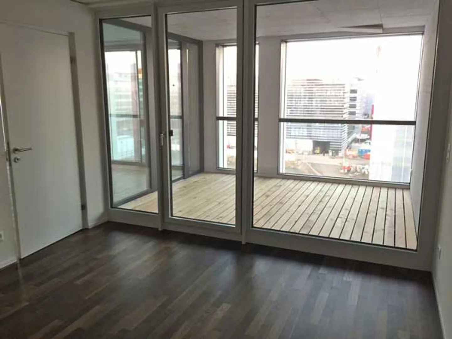 Charming Apartment - Ideal for Singles or Couples - Photo 3 of 5