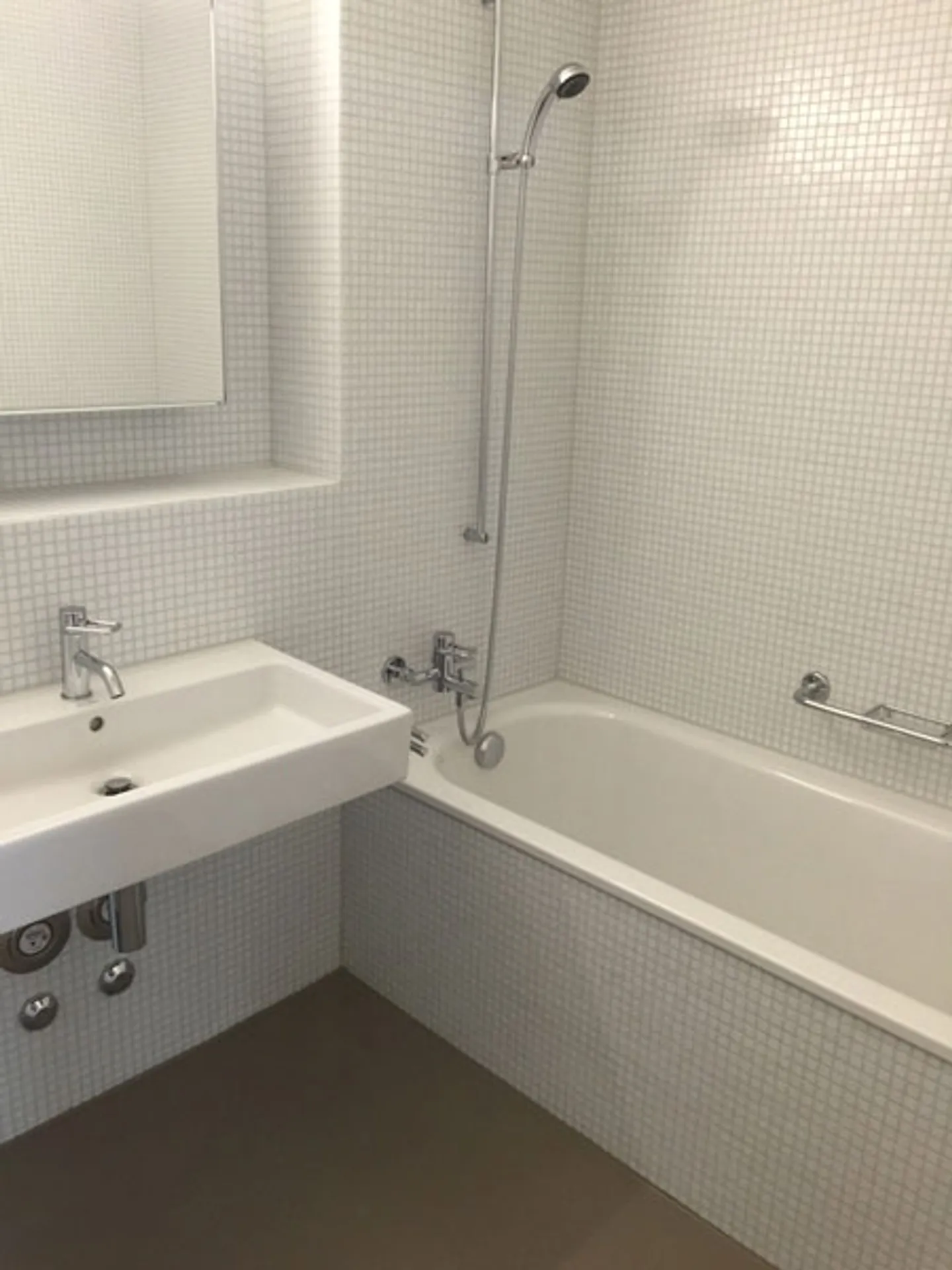 Charming Apartment - Ideal for Singles or Couples - Photo 5 of 5