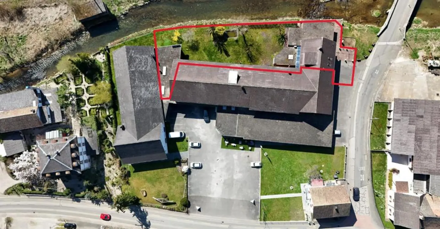 For sale in Buix rental house with 3 apartments - Photo 2 of 13