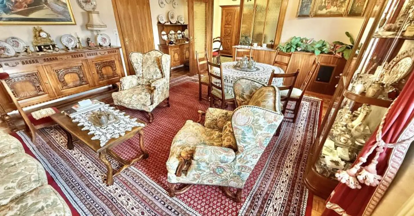 For sale in Buix rental house with 3 apartments - Photo 8 of 13