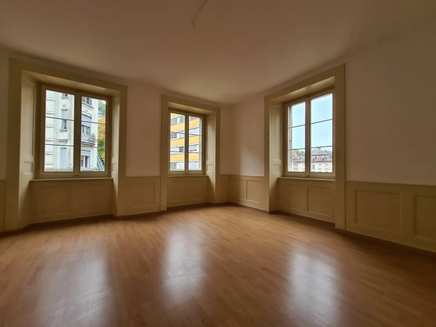 Appartamento 4 locali - Foto 1 di 8