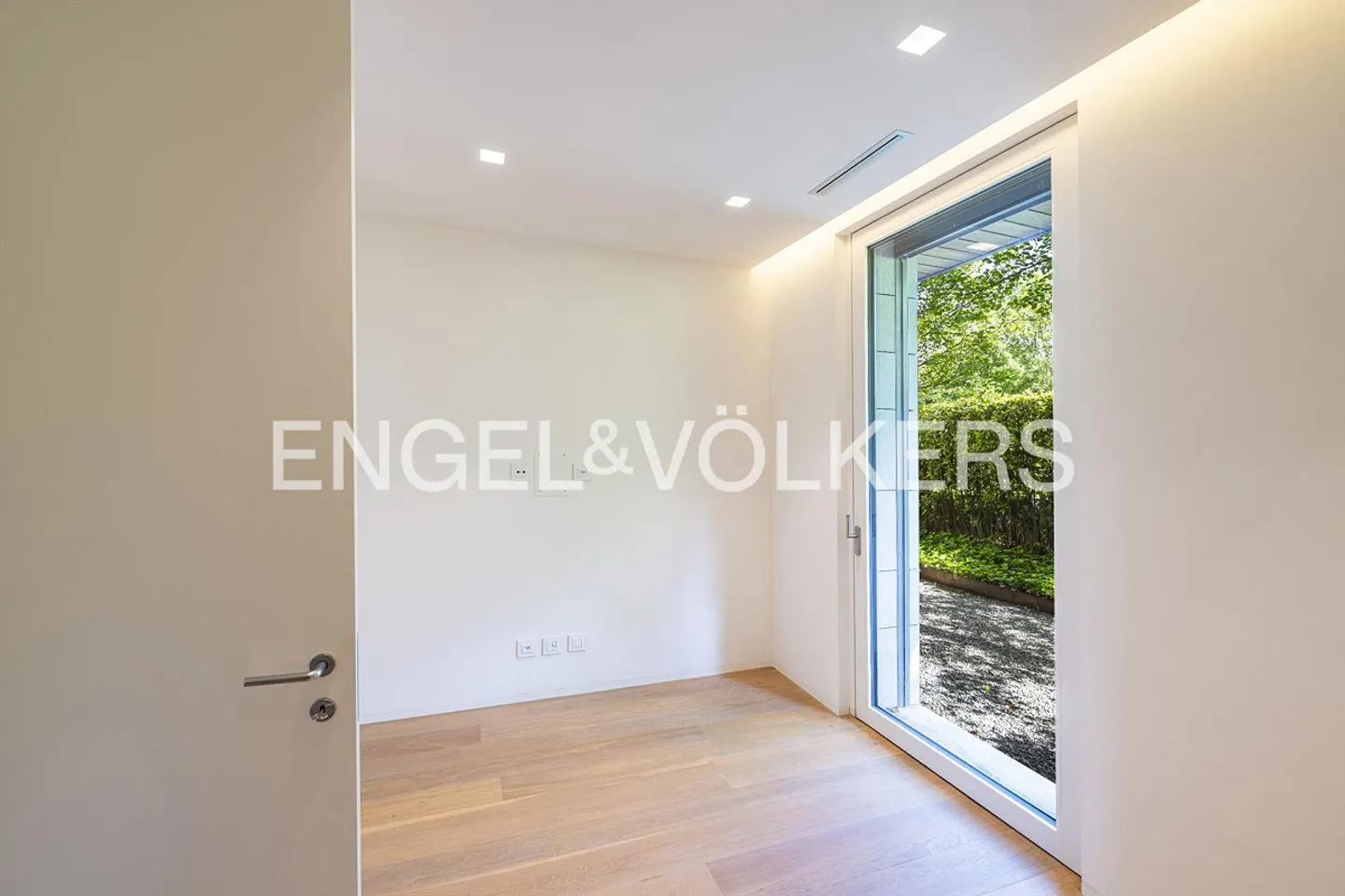 Modernes Apartment mit Garten - Foto 6 von 14