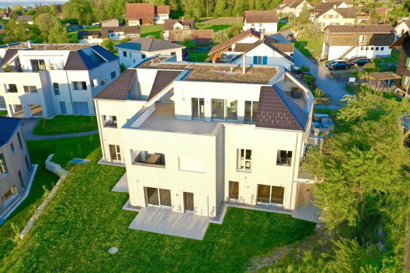 Vivere come in una casa - Appartamento giardino di 5,5 stanze come prima occupazione - Foto 1 di 11