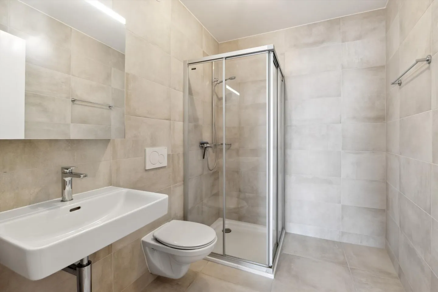 Appartement moderne 4,5 pièces avec balcon - Photo 7 sur 11