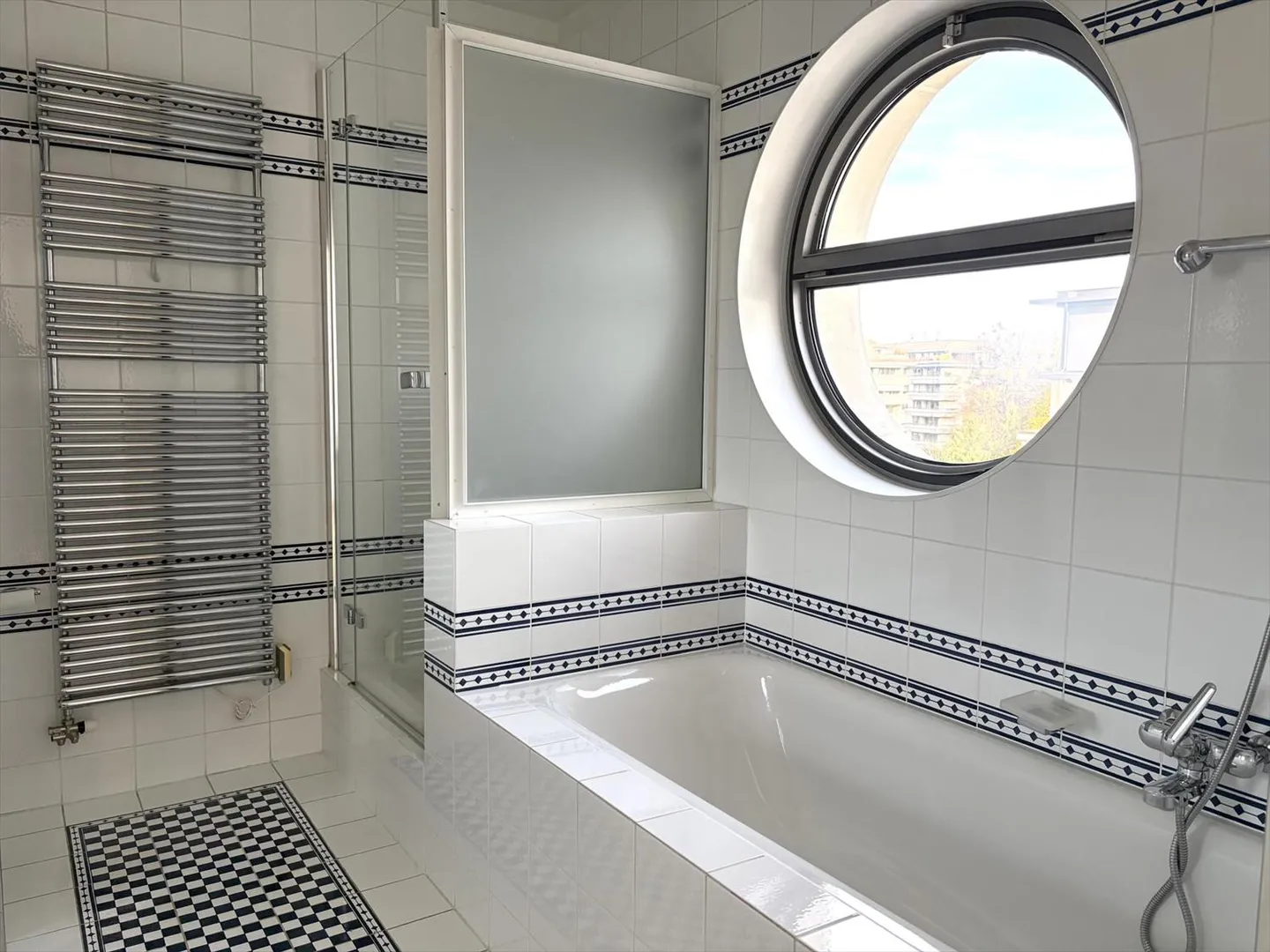 Duplex 8.5 Zimmer - Foto 11 von 13