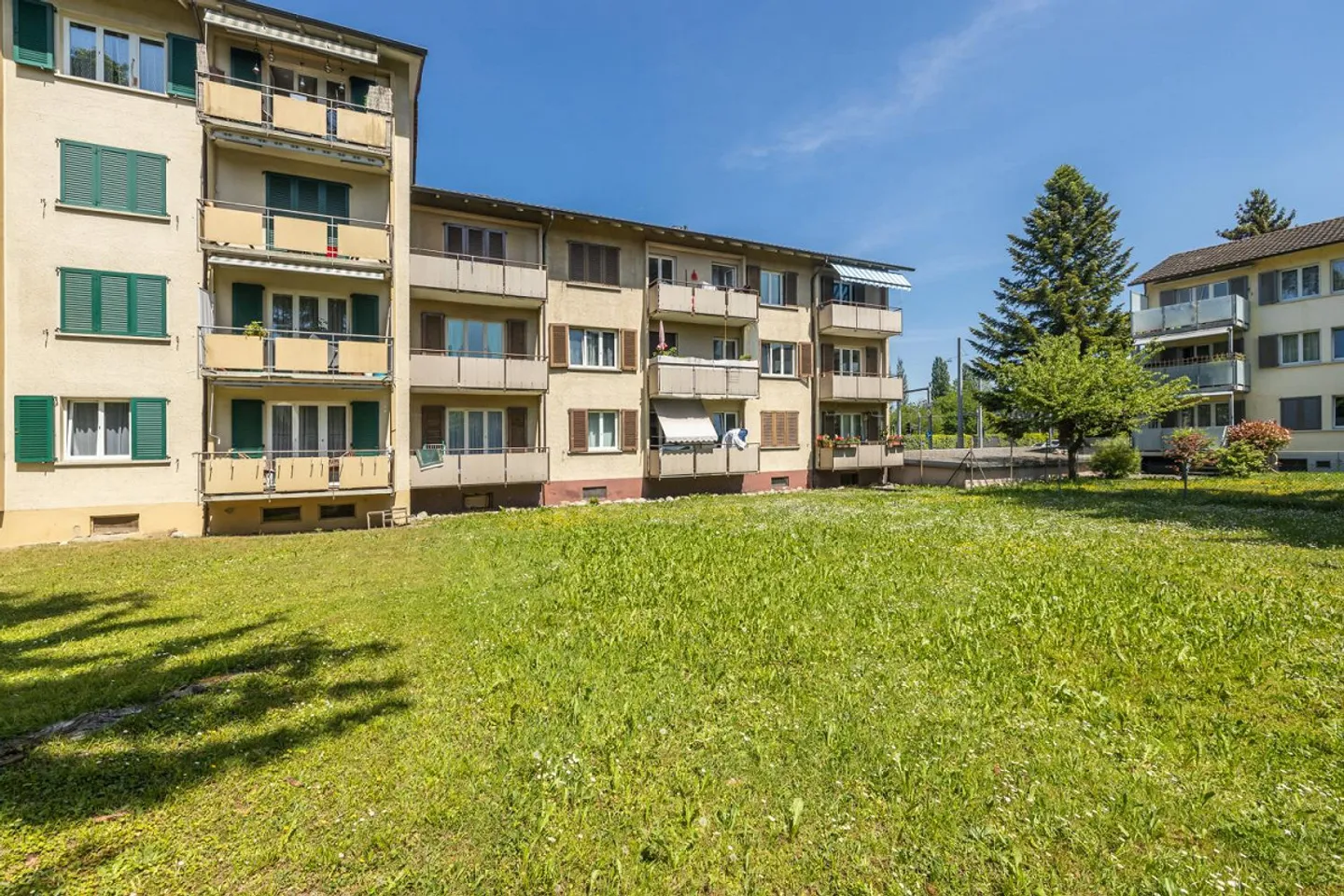 Investment opportunity in a central location - Photo 1 of 11