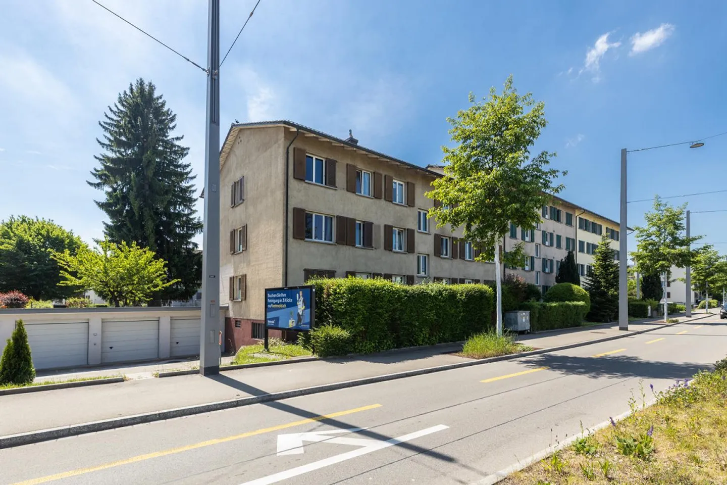 Investment opportunity in a central location - Photo 2 of 11