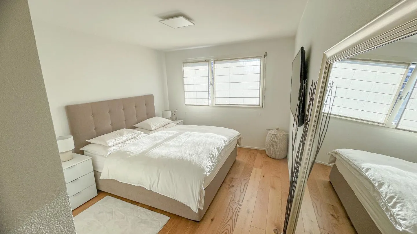 Appartamento Moderno con Vista Montagna - Foto 4 di 10