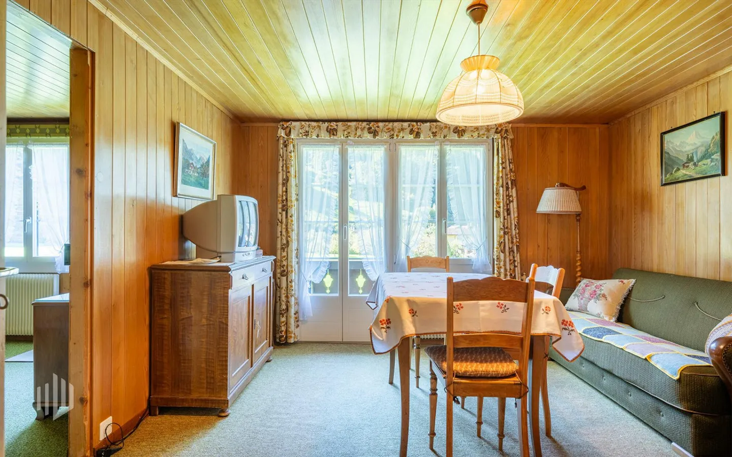 ImmoWyss - Casa Bifamiliare in Bellissimo Stile Chalet con Spazio Esterno - Foto 3 di 10
