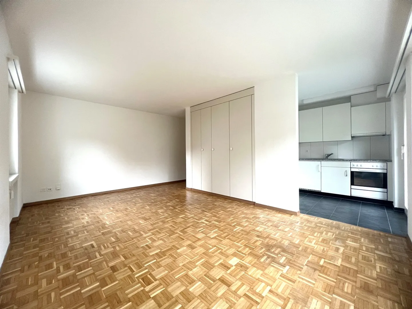 Appartement attrayant et ensoleillé dans un emplacement calme - Photo 3 sur 6