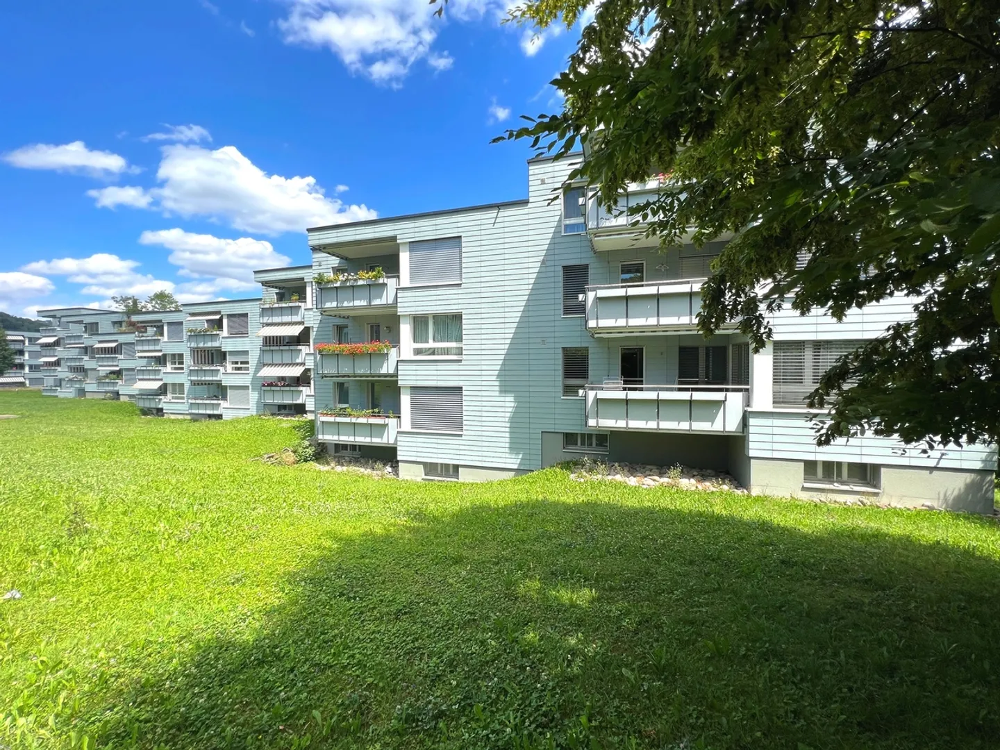 Appartement attrayant et ensoleillé dans un emplacement calme - Photo 2 sur 6