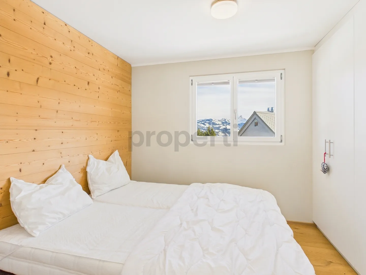 Charming 3.5-room furnished apartment with mountain view in Stoos SZ - Photo 7 of 12