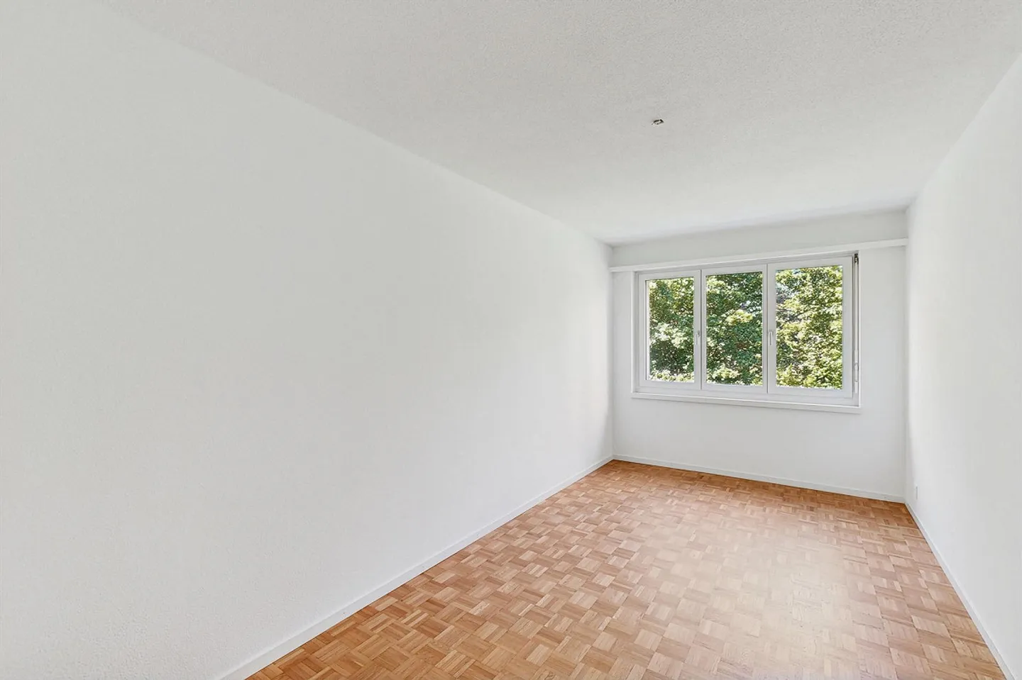 Vie moderne à Schwerzenbach – fraîchement rénové et bien connecté ! - Photo 7 sur 11