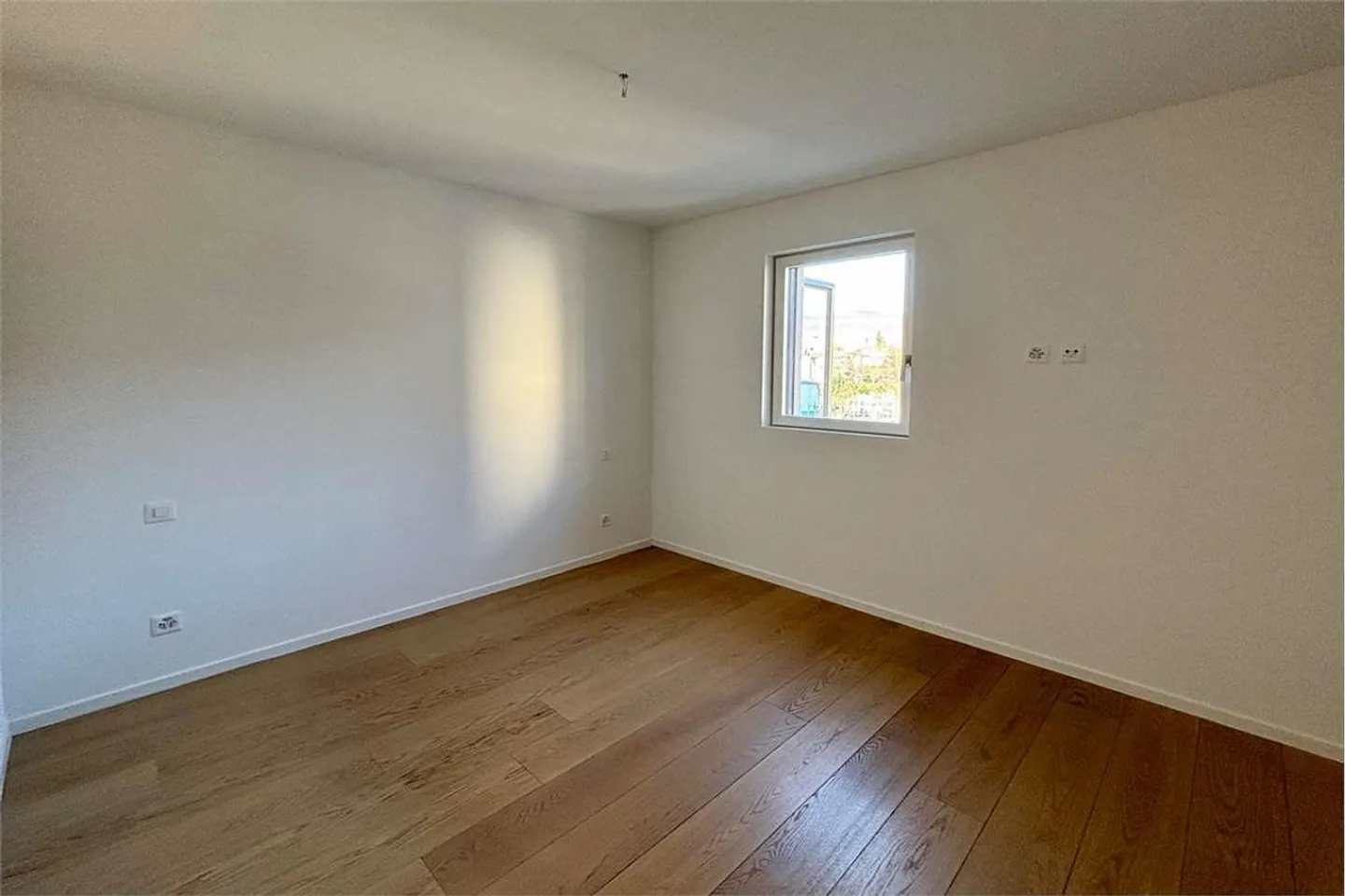 Appartamento moderno con vista lago - Foto 7 di 13