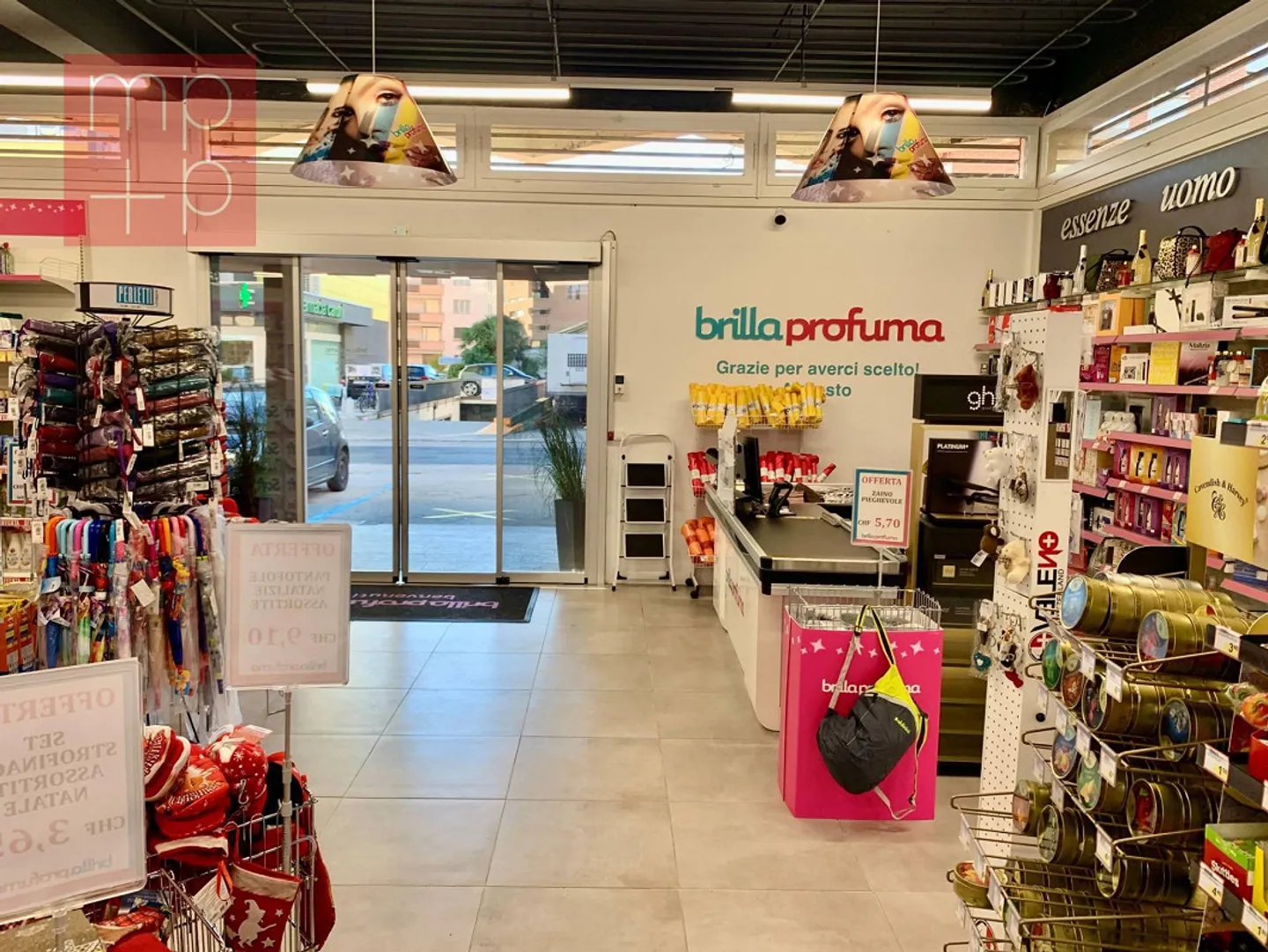 Spazio Commerciale a Tenero - Foto 2 di 8