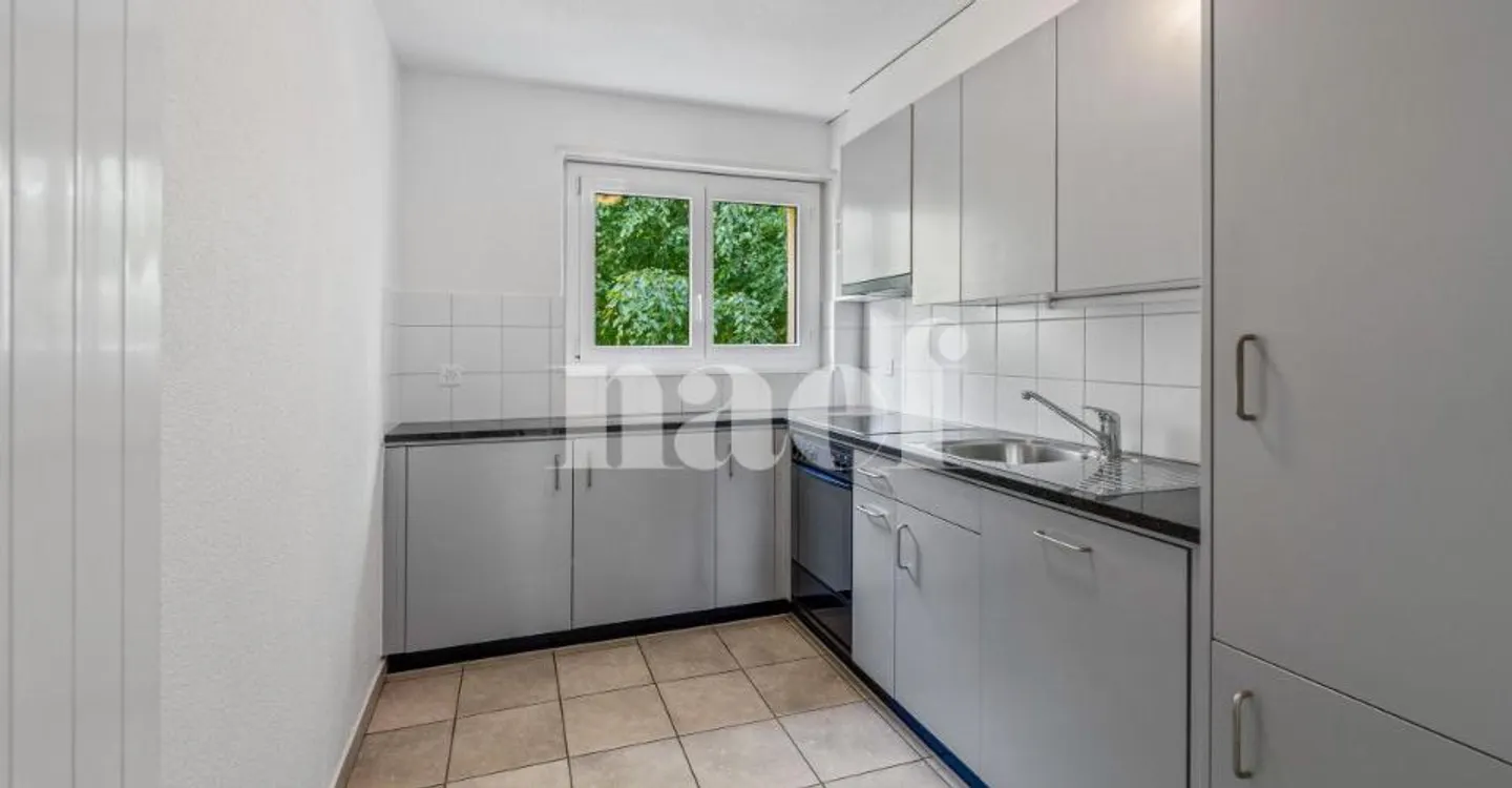 5-Zimmer-Wohnung im 4. Stock zu vermieten in Fribourg - Foto 3 von 11