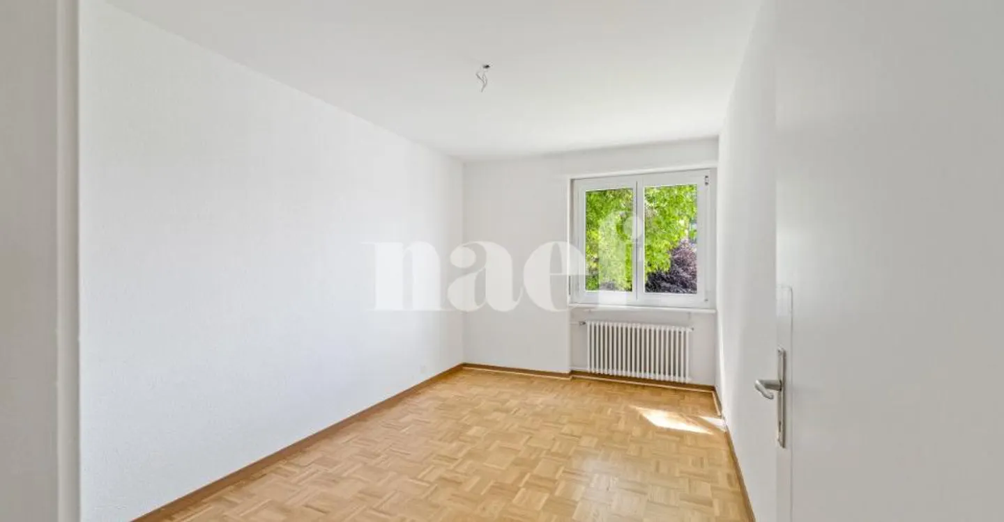 5-Zimmer-Wohnung im 4. Stock zu vermieten in Fribourg - Foto 8 von 11