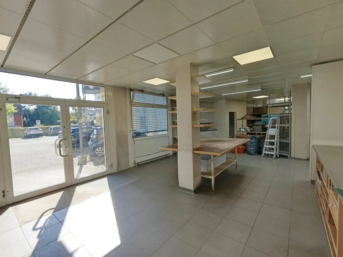 Premium location in Rothrist! Your new sales area in the heart of the community - Photo 10 of 10