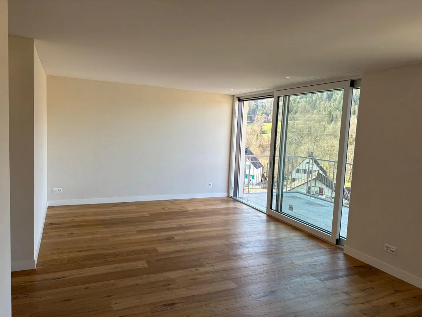 Newly built 3.5-room apartment with balcony on the 4th floor - Photo 3 of 13