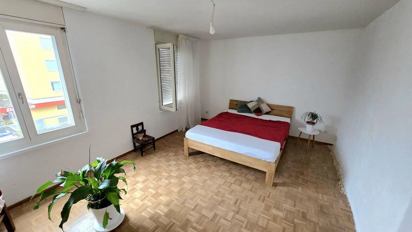 Spazioso Duplex nel cuore di Losone | Ihr geräumiges Refugium im Herzen von Losone - Foto 5 di 10