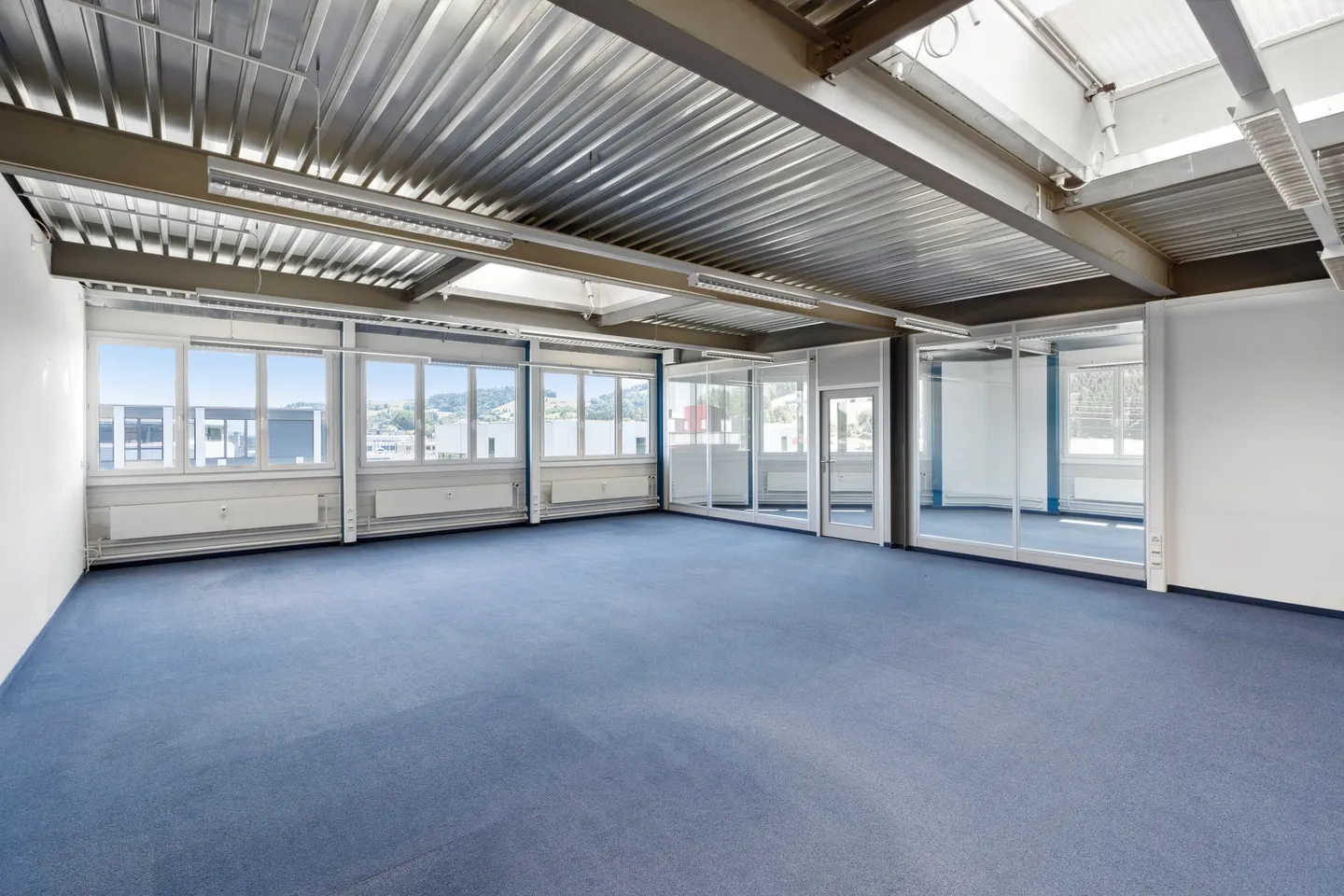 Büro mit Fernsicht - Foto 1 von 6
