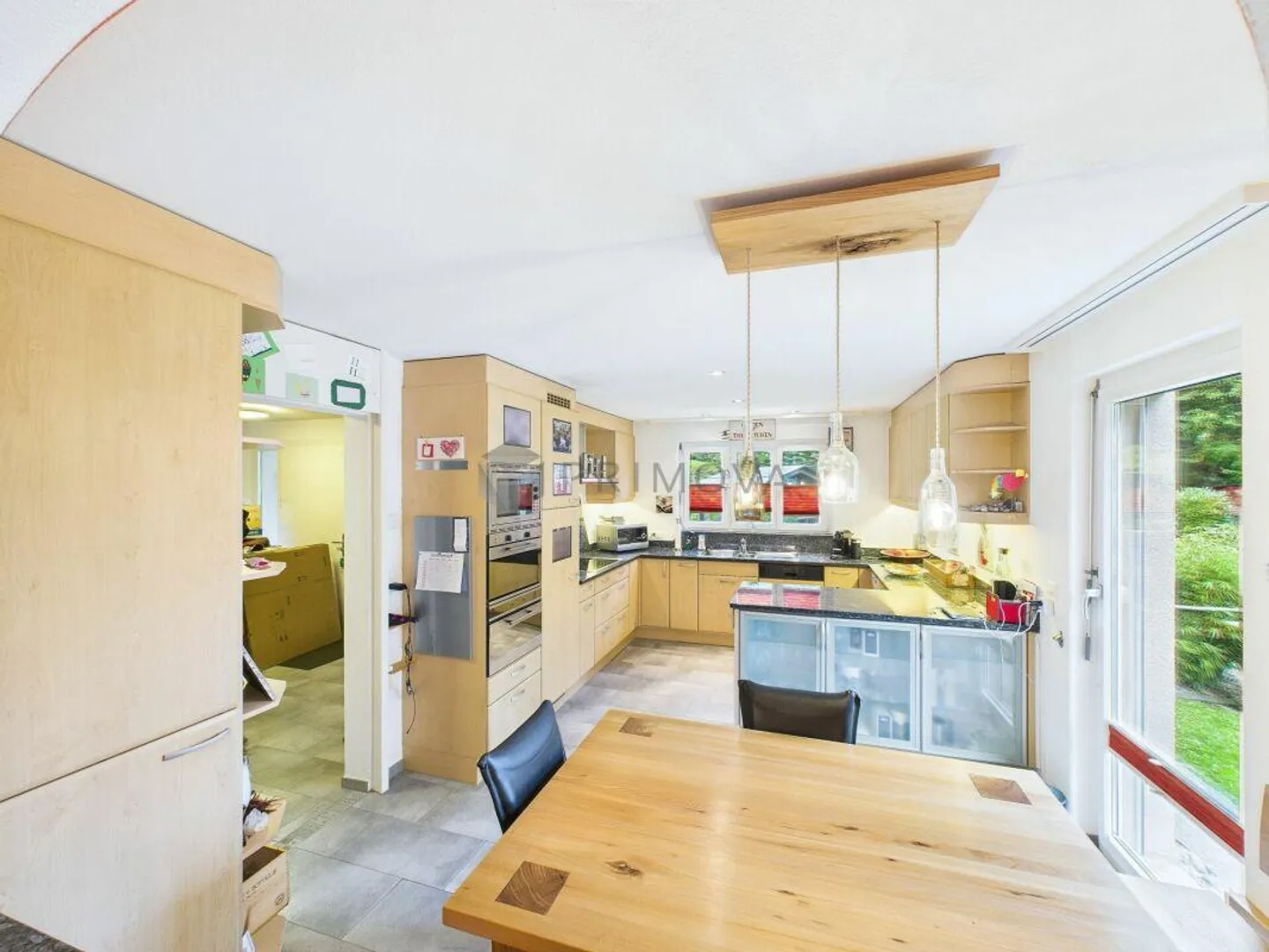 In Weesen, a semi-detached family house is looking for its new owner! - Photo 7 of 17
