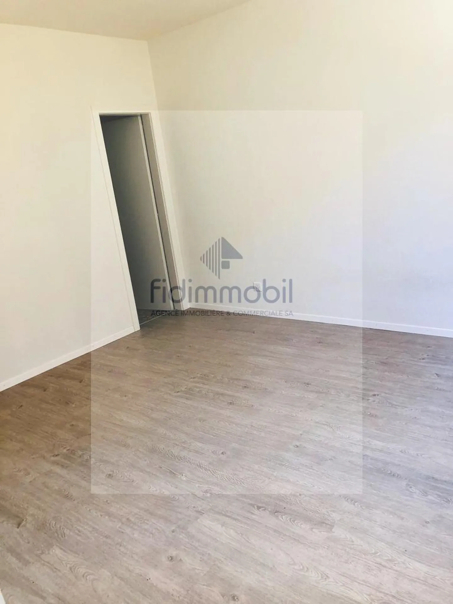 À louer, 2 pièces, Primevères 2a, Le Locle - Photo 3 sur 5