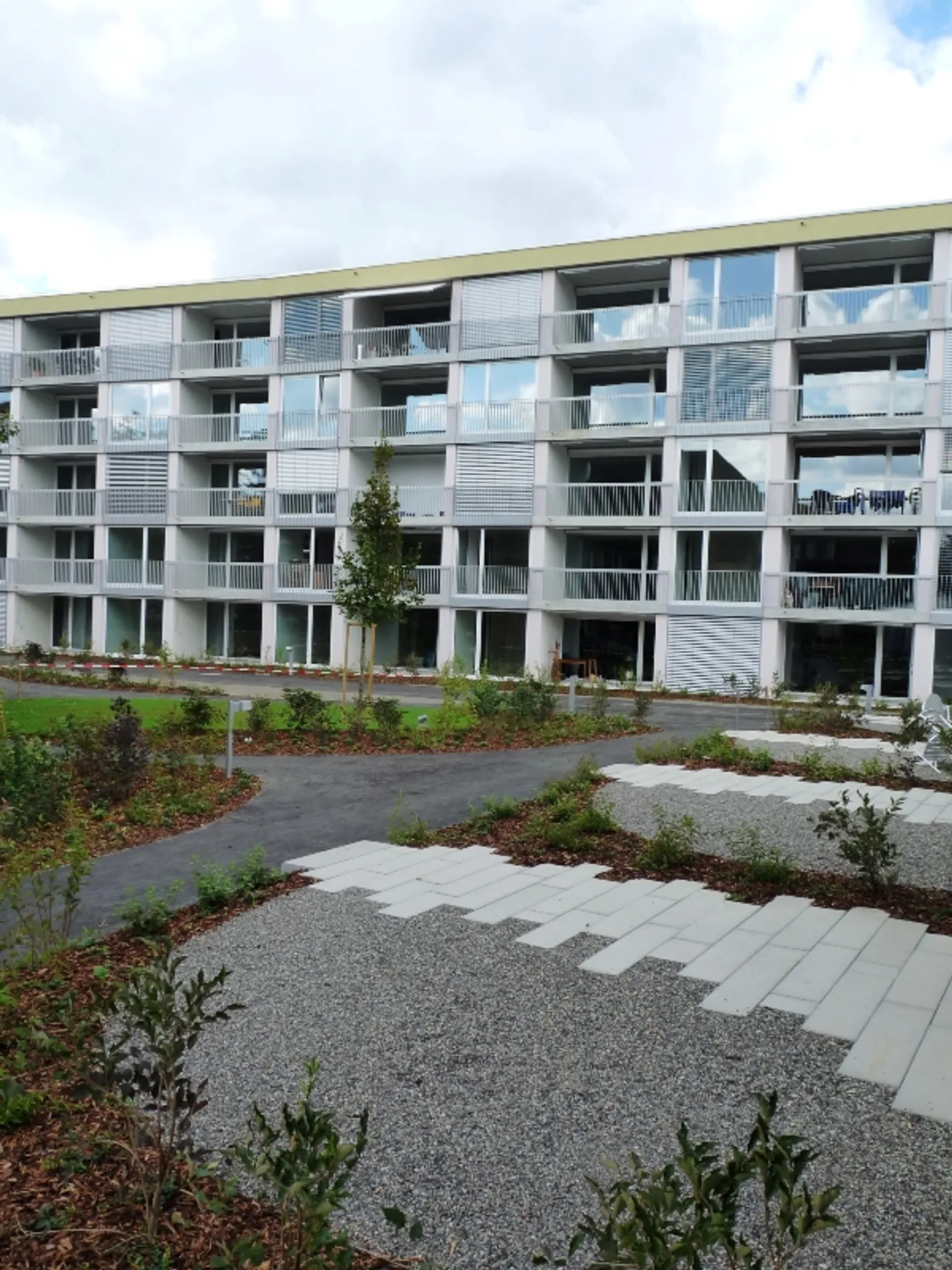 Moderne Wohnung beim Bahnhof! - Foto 1 von 6