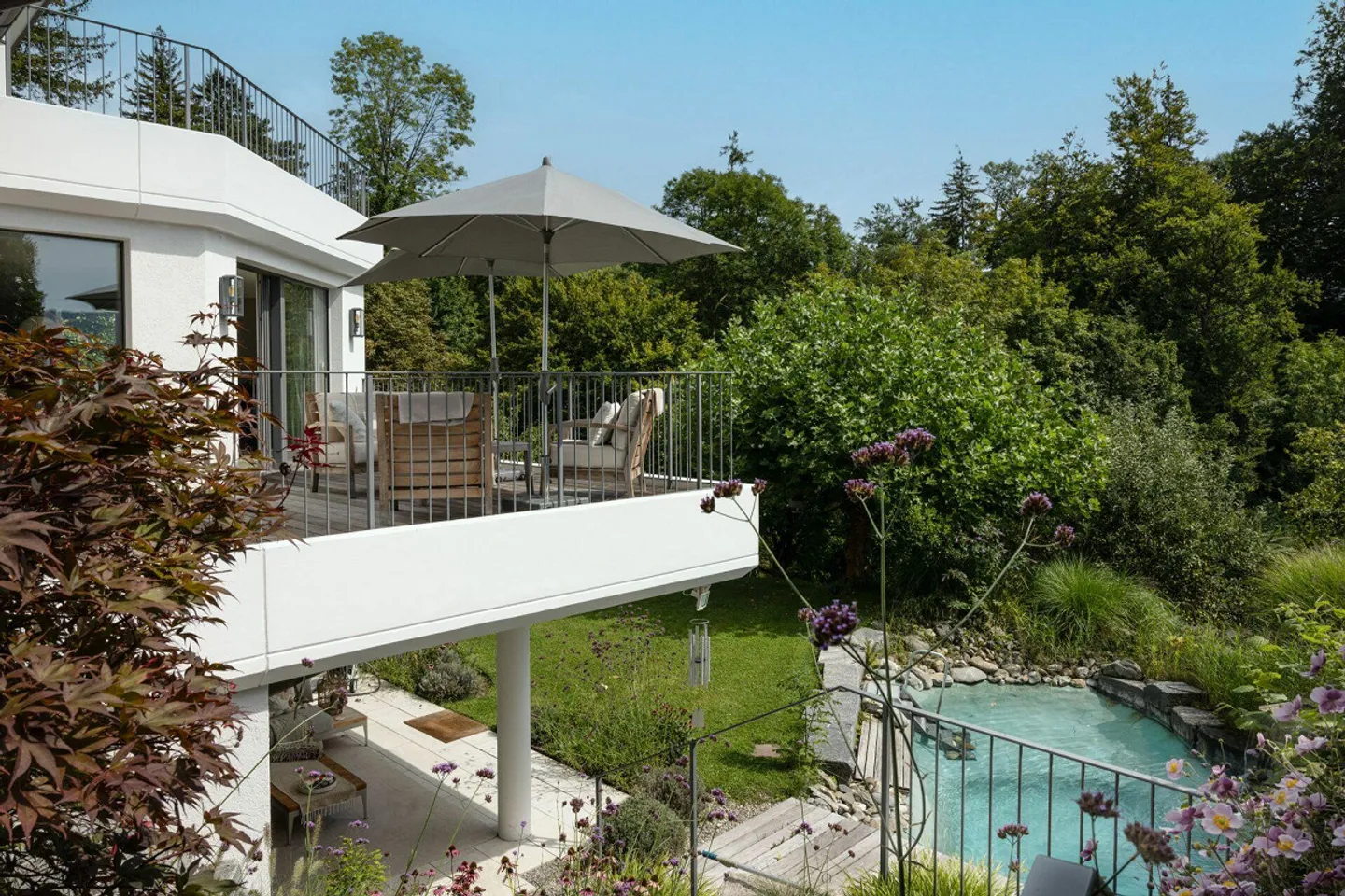 Meravigliosa villa con piscina naturale in posizione top - Foto 7 di 7