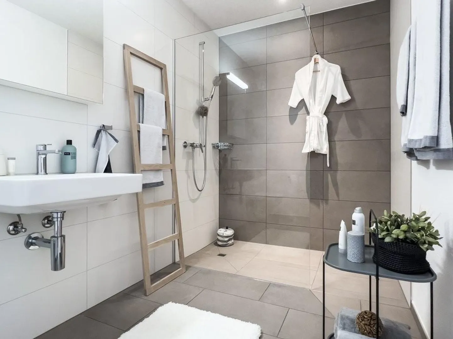 Visitez maintenant : votre nouvel appartement vous attend ! - Photo 3 sur 5