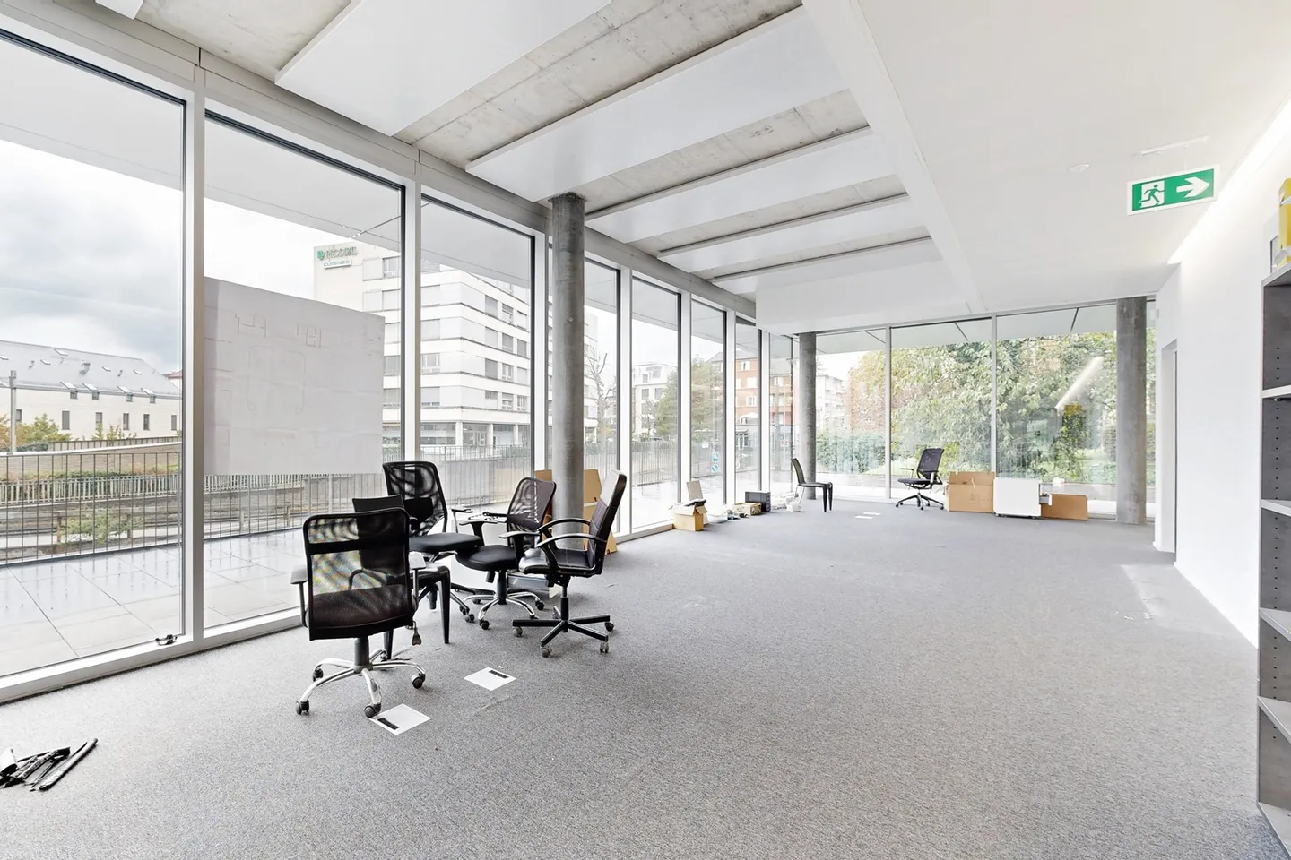 Modern Office Space - Photo 4 of 11