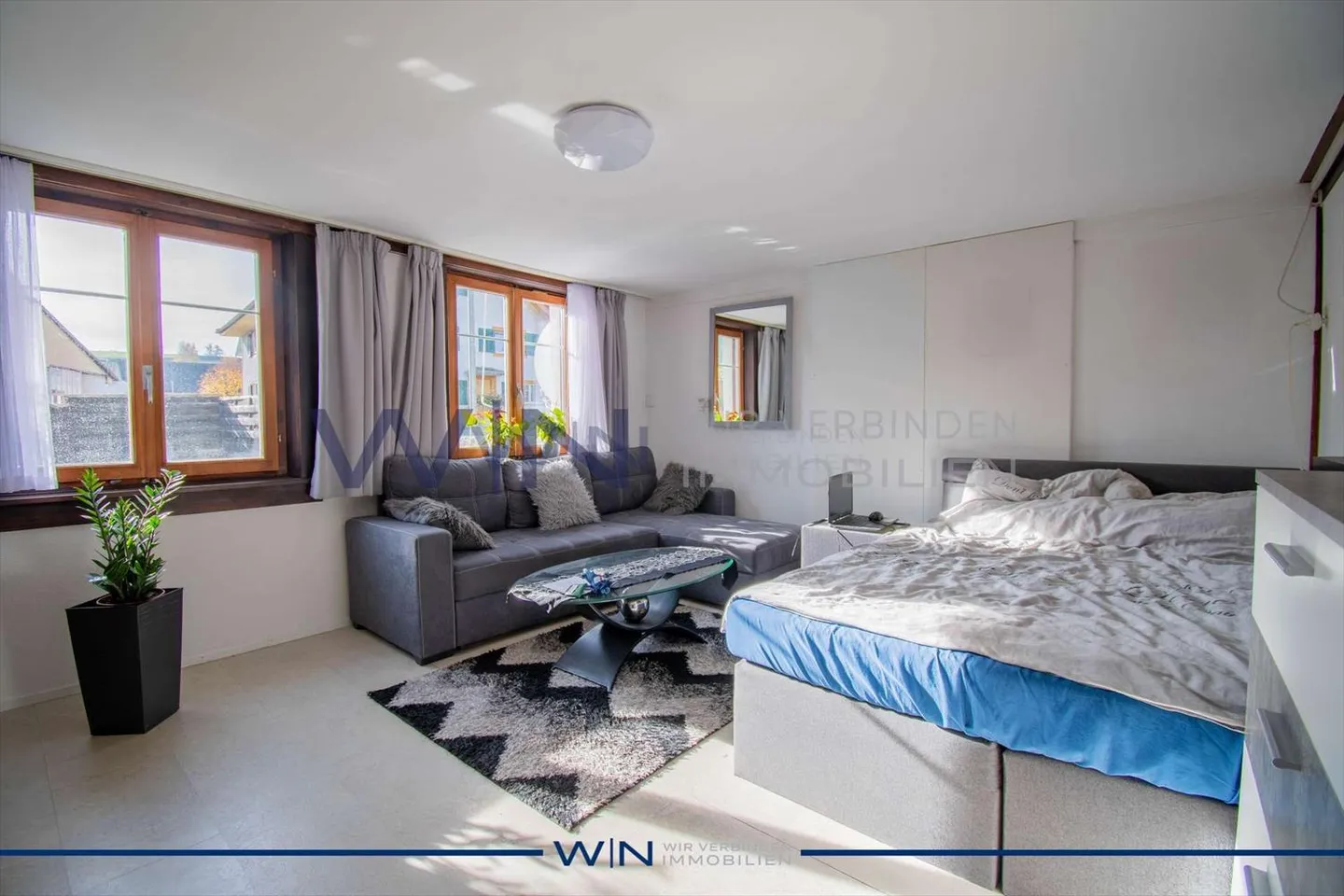 Residential building for sale - Photo 2 of 10