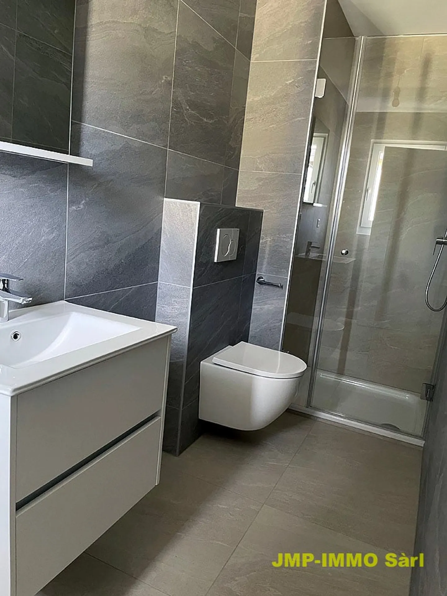 Da prendere: Bell'appartamento nuovo di 4,5 stanze all'ultimo piano - Foto 14 di 23