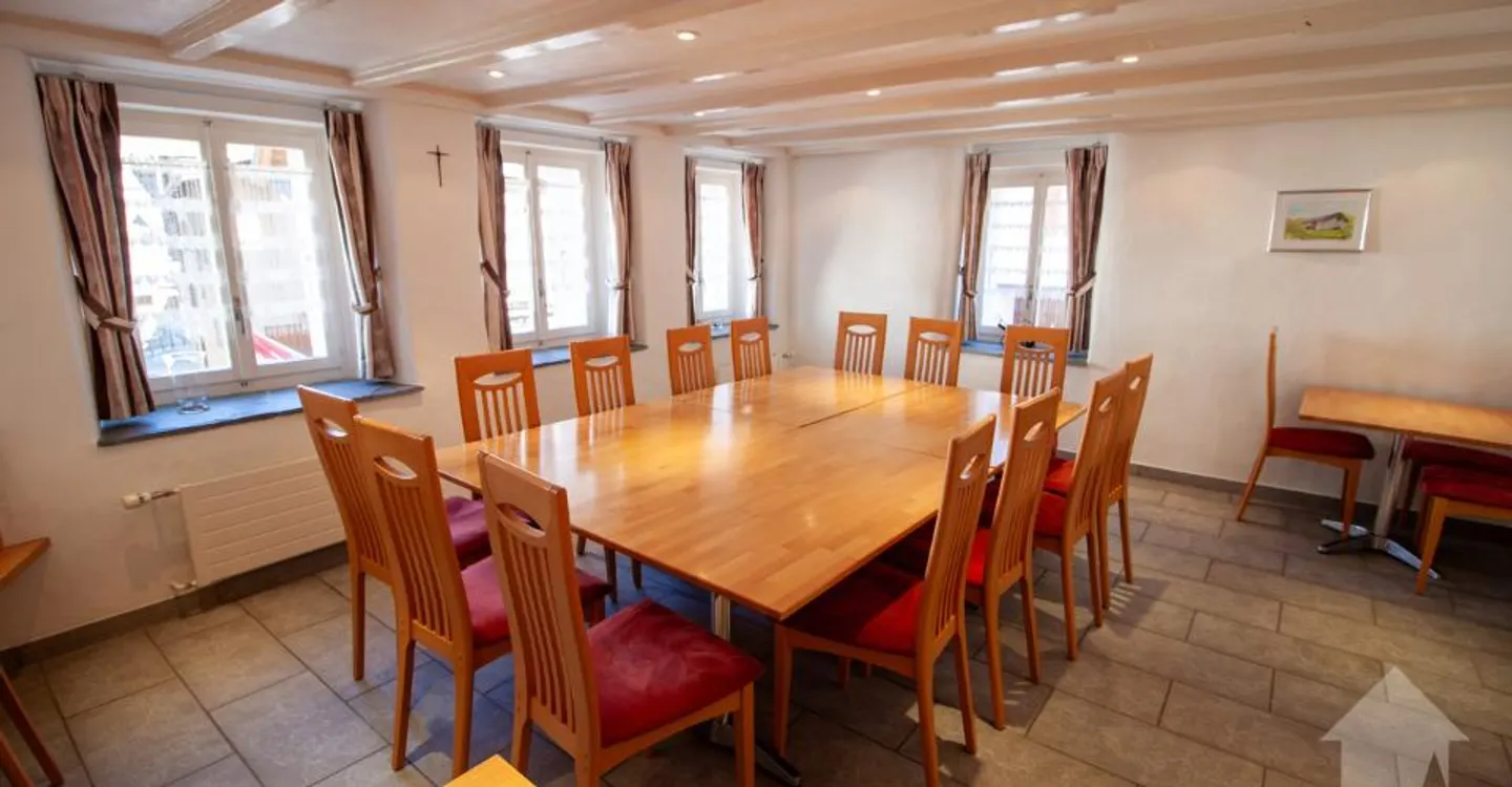 Authentisches Walliser Haus mit Café - Foto 4 von 11