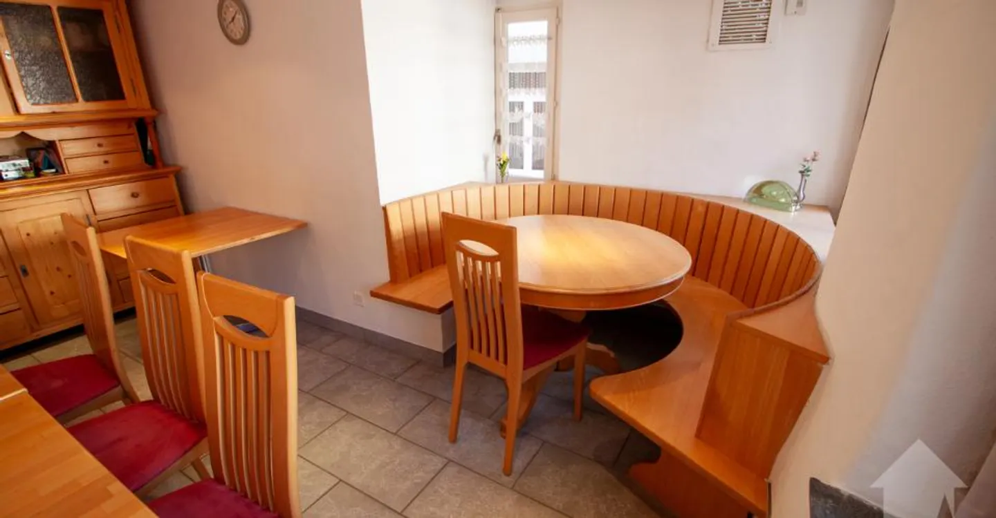 Authentisches Walliser Haus mit Café - Foto 5 von 11