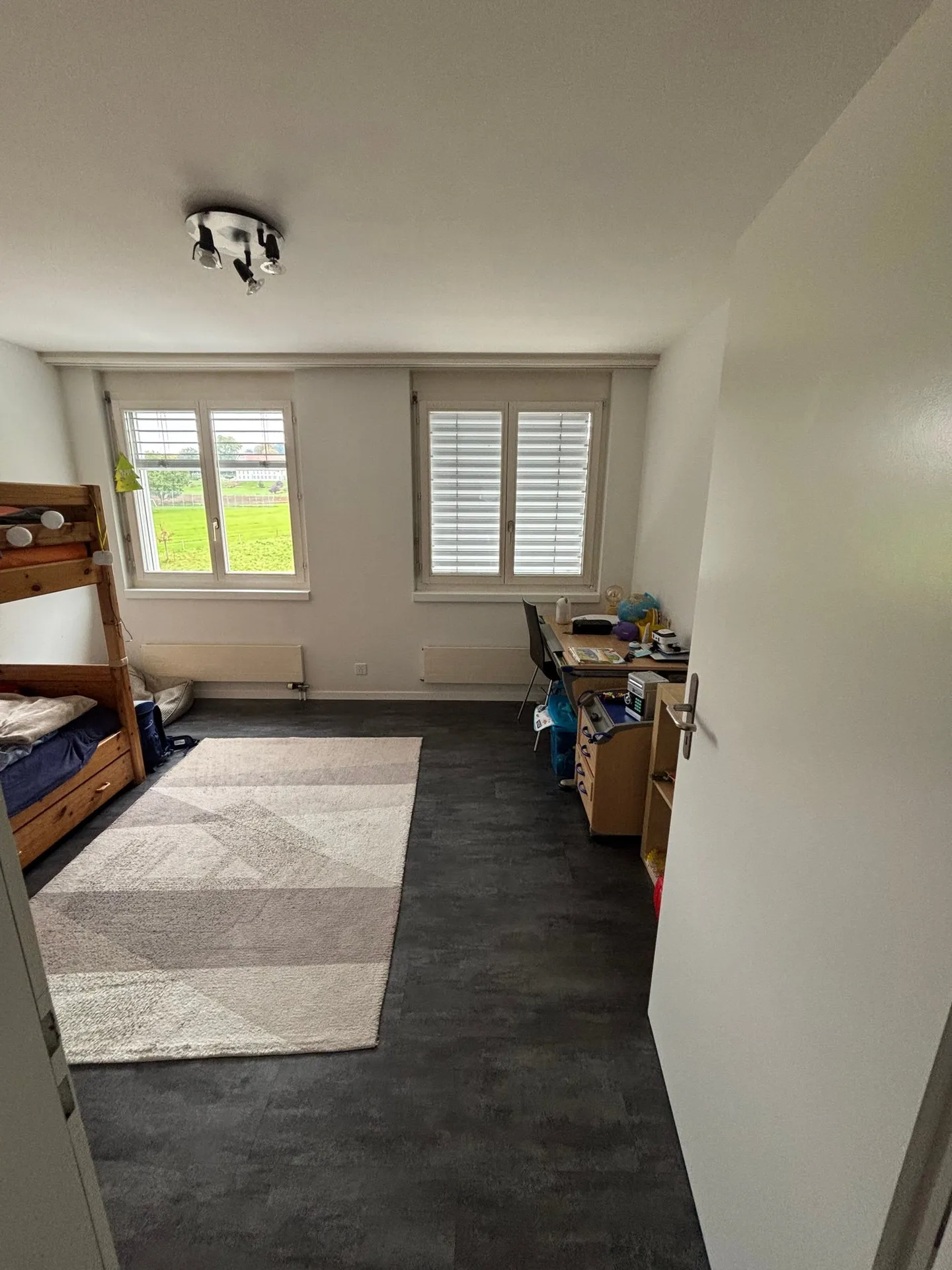 Ampio appartamento di 4,5 stanze con vista a Kirchlindach - Foto 9 di 27