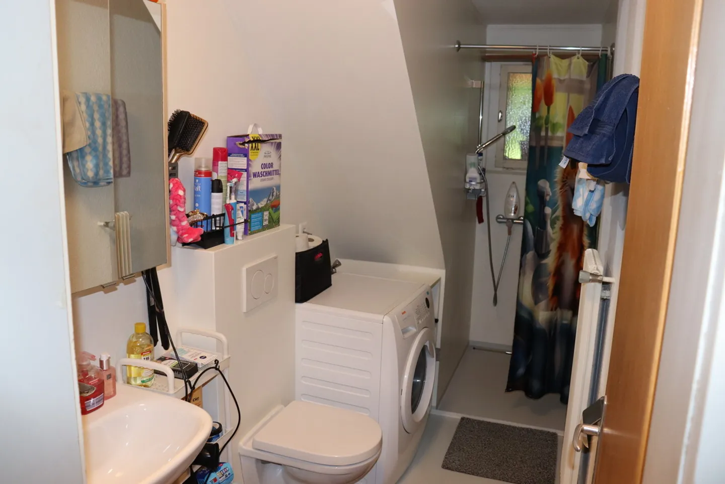 5.5-room apartment with parking space in a nature-friendly environment! - Photo 8 of 8