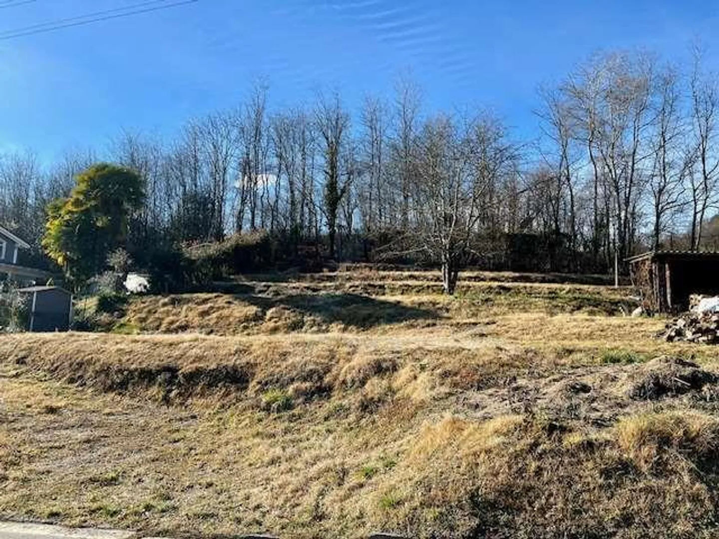 Terrain à bâtir avec permis - Photo 1 sur 4
