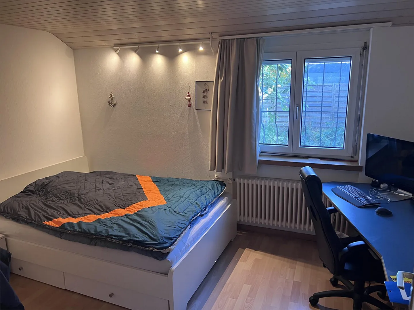 Casa indipendente in una zona residenziale - Foto 6 di 9