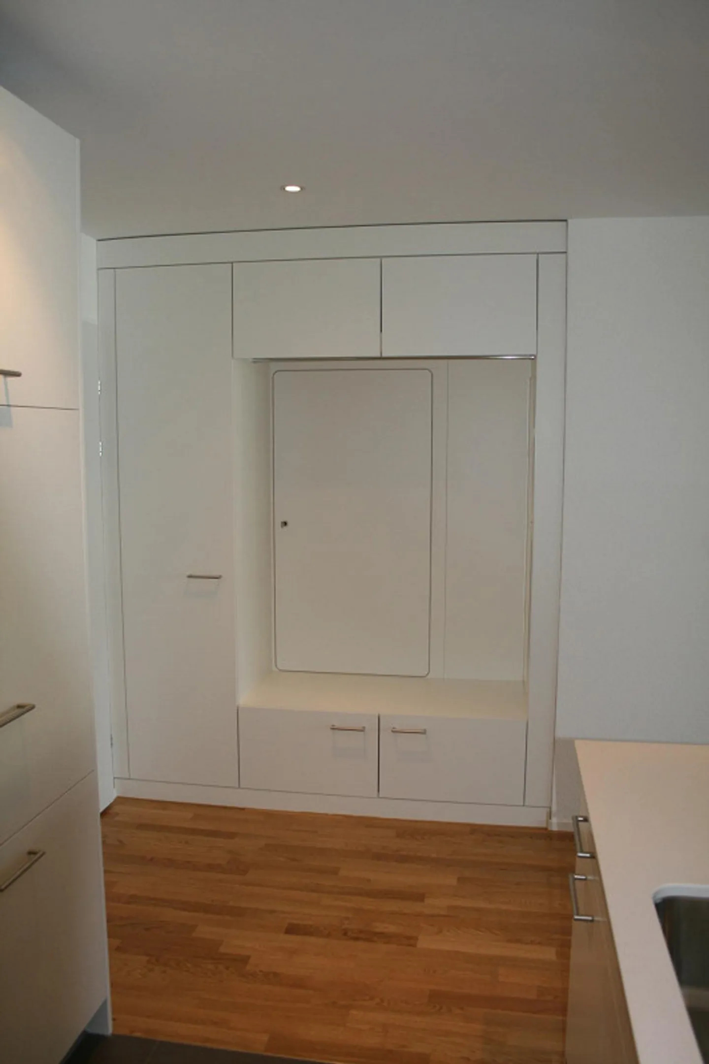 Attractive 2.5-room apartment in Schwyz - Photo 2 of 6