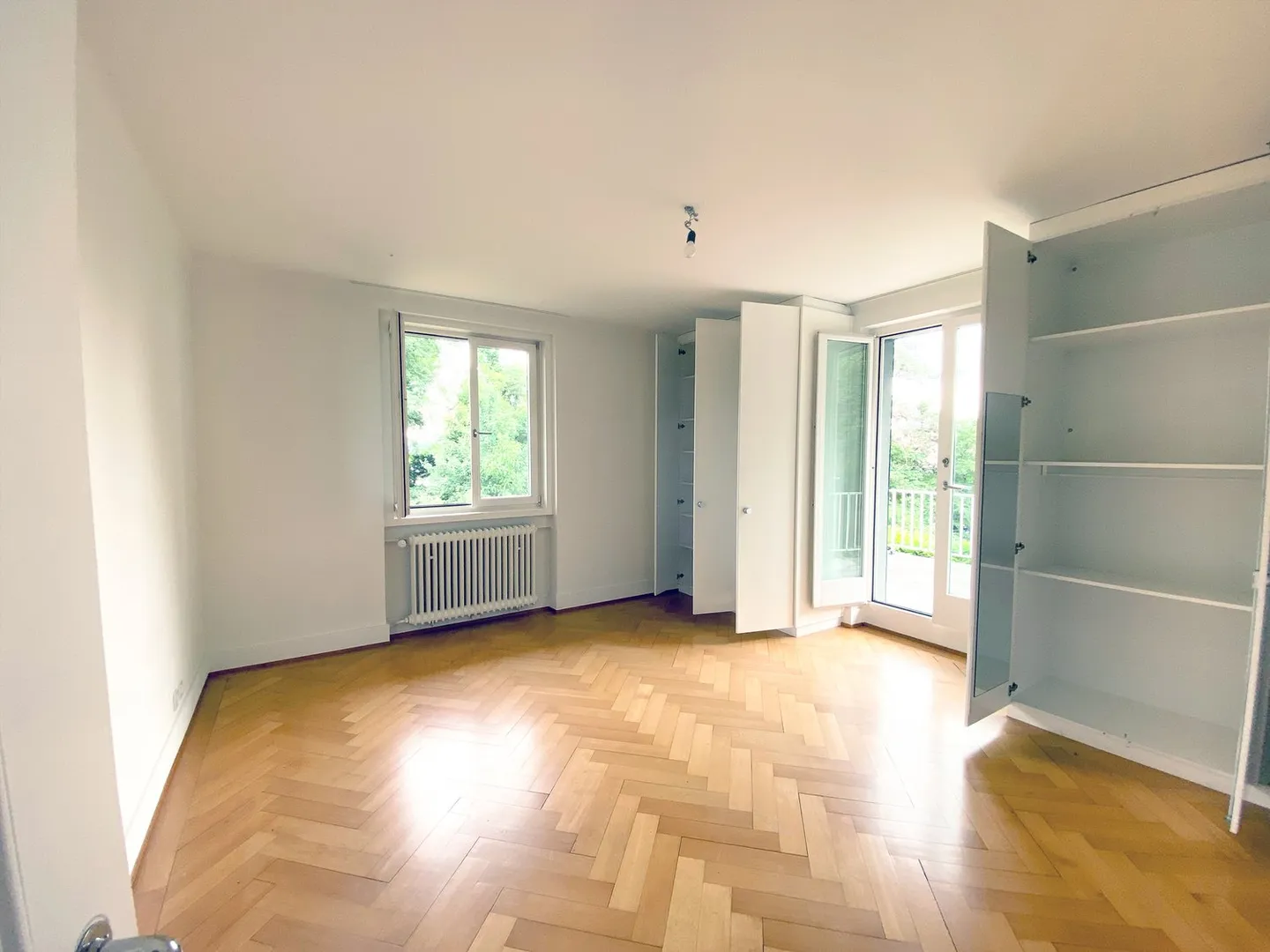 Herrschaftliches Haus mit Garten - Foto 9 von 18