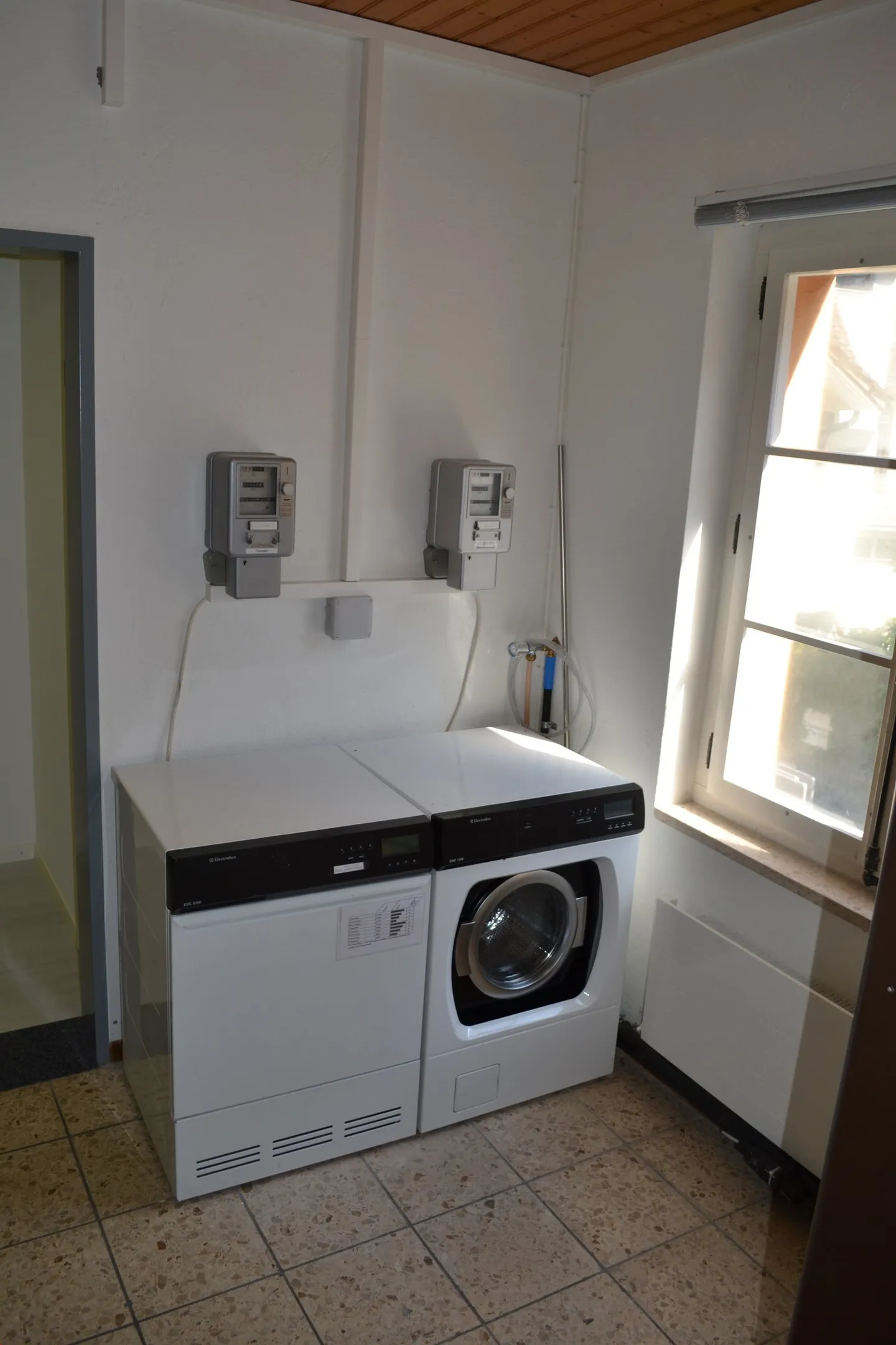 Cozy single room for rent from May 26 in Altdorf UR - Photo 8 of 9