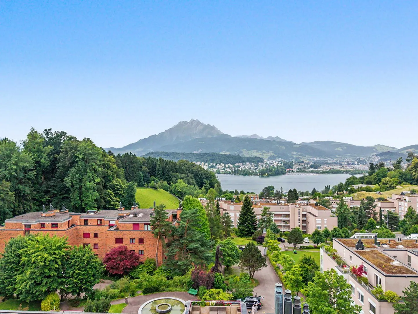 3.5 Room Condominium in Lucerne – Green Location Near the Lake, Balcony... - Photo 1 of 6