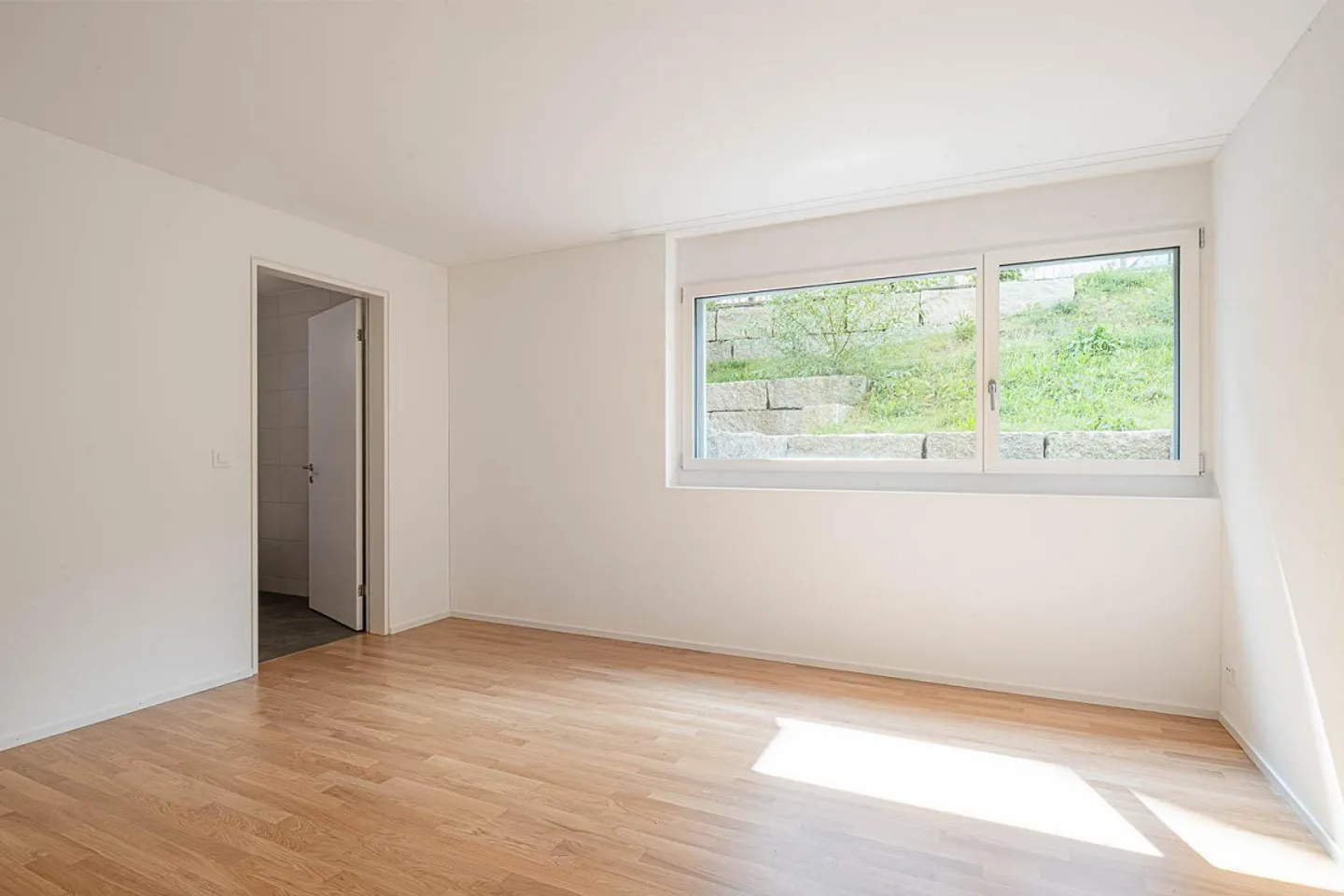 Ampio appartamento di 4,5 locali in affitto a Bonstetten! - Foto 3 di 12