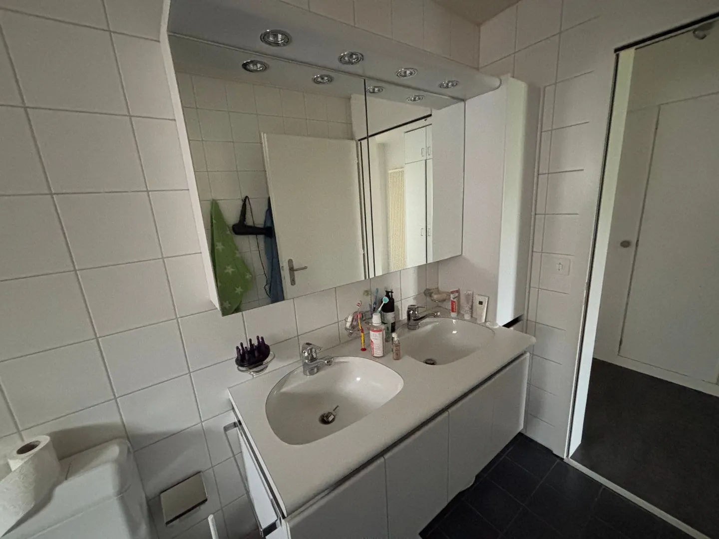 Ampio appartamento di 4,5 stanze con vista a Kirchlindach - Foto 22 di 27