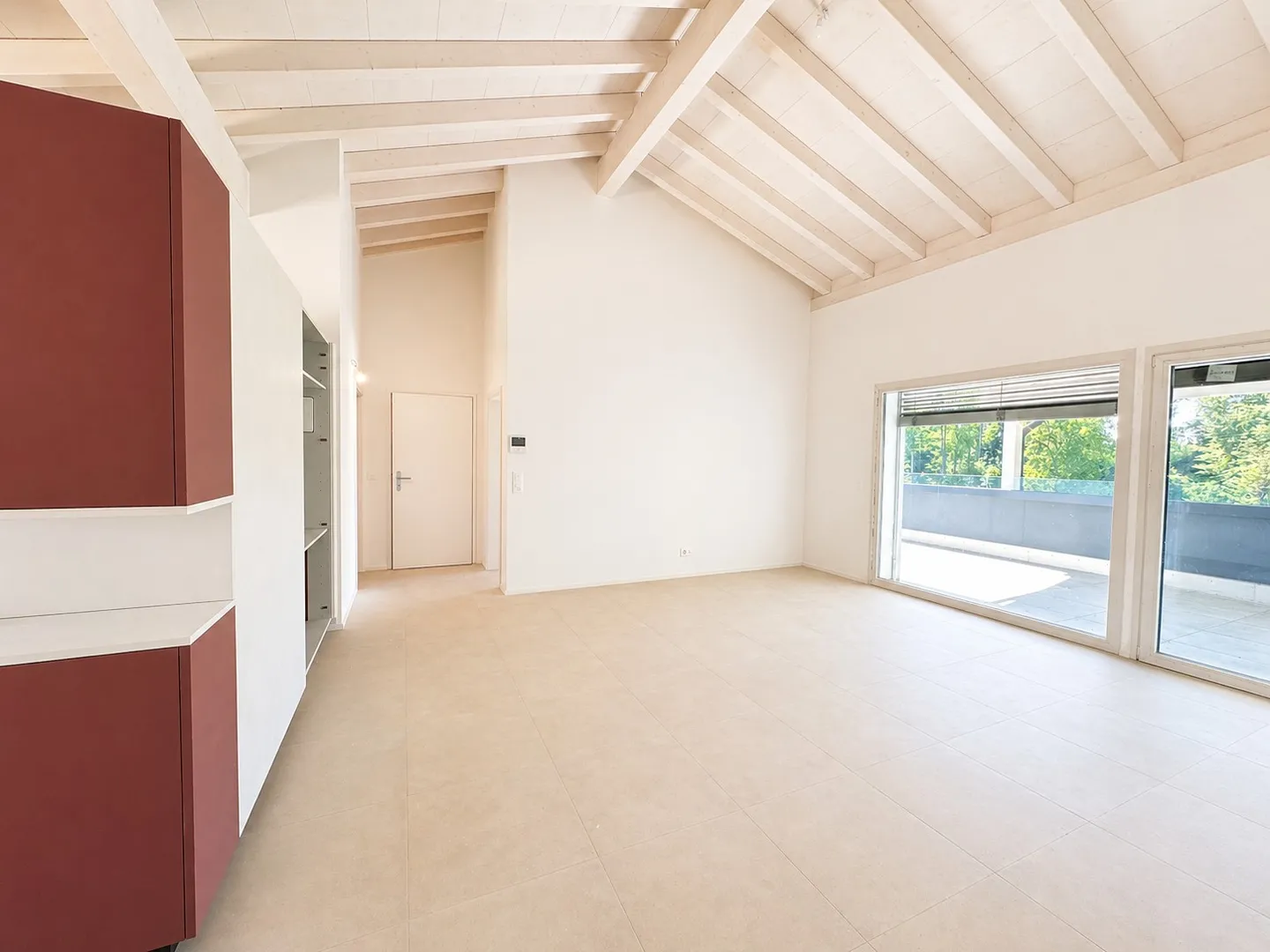 4.5 Room Apartment on the 2nd Floor - Photo 3 of 8